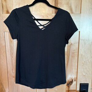 Title Nine T9 Yasumi Short Sleeved Top S Small Black Breeze Fabric Cross Back